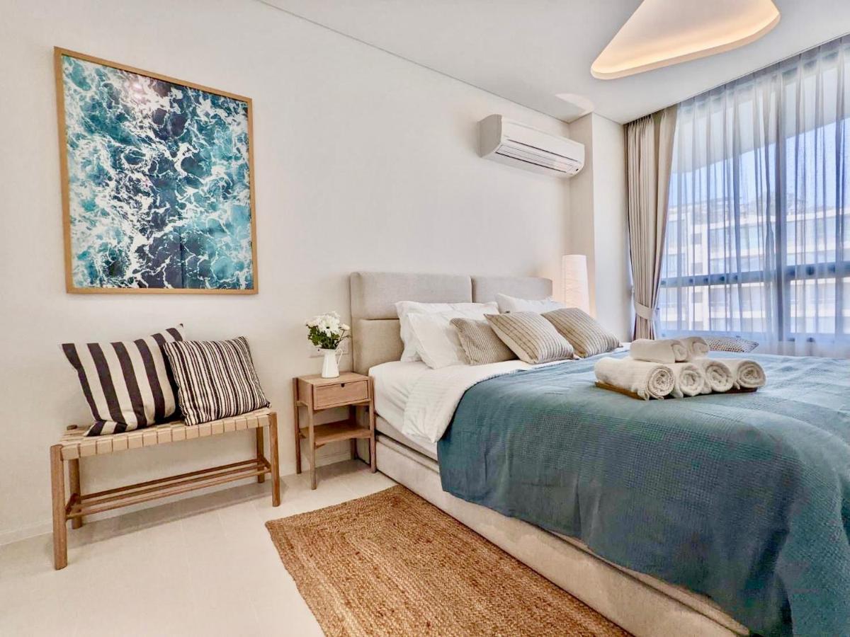 Seaview 2 Bedroom Beach Front Vacation Huahin Bagian luar foto
