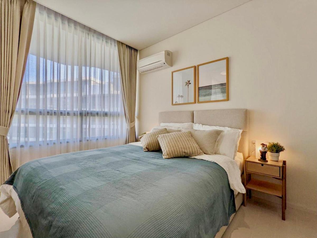 Seaview 2 Bedroom Beach Front Vacation Huahin Bagian luar foto